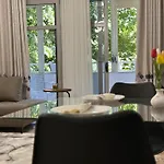 Moa 2br Apartment