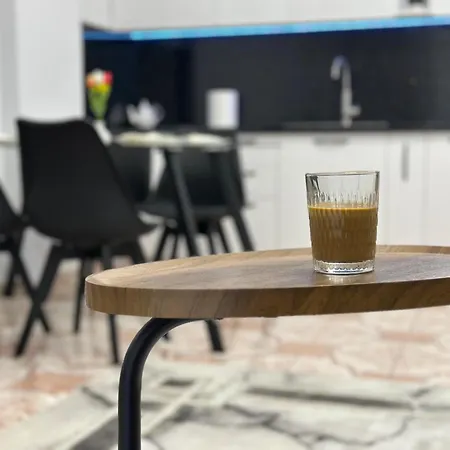 Moa 2br Апартаменты Тирана